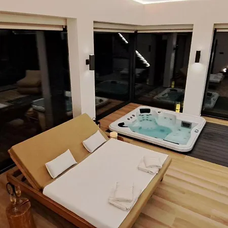 Valdora Forest Oasis -